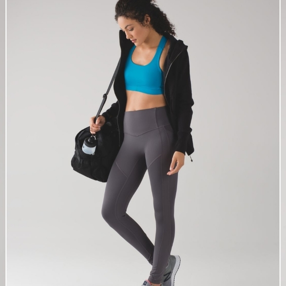 Lululemon Fast Lane Bra Size 8 Indian Ocean - Picture 3 of 10